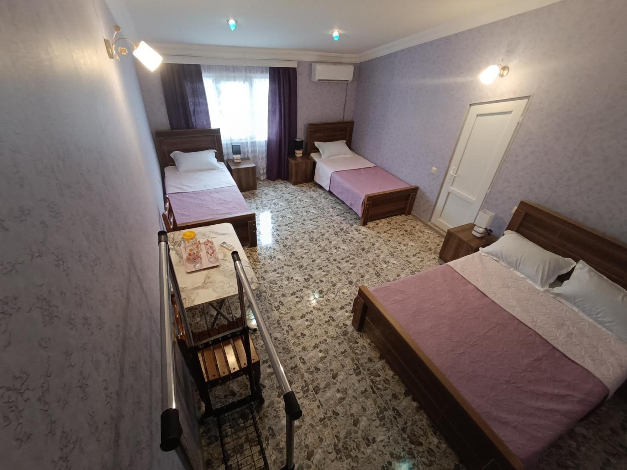 Light House Otel Kutaisi Dış mekan fotoğraf
